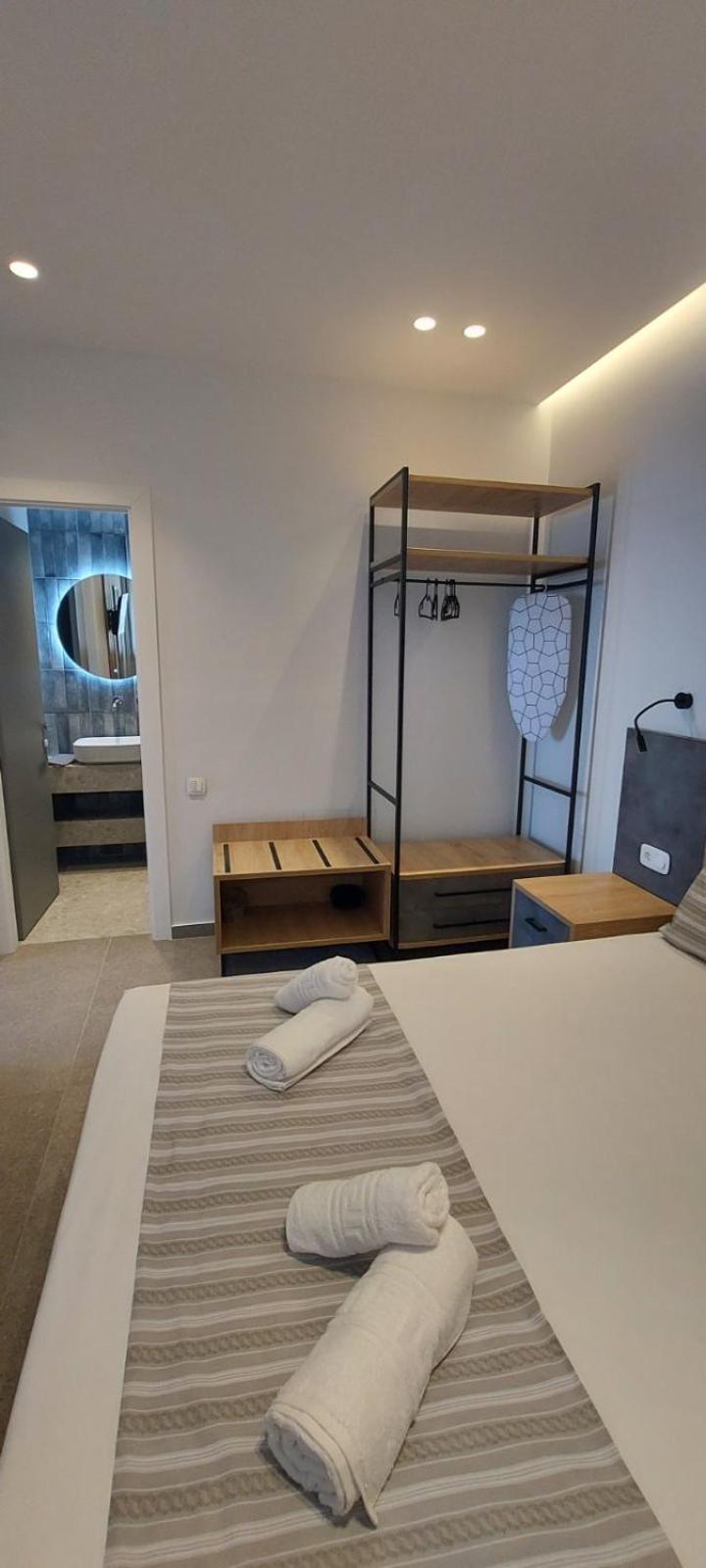 Apartamento Enalia Luxury Living Nikiti  Exterior foto