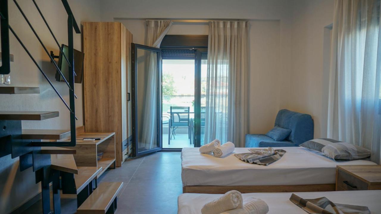 Apartamento Enalia Luxury Living Nikiti  Exterior foto
