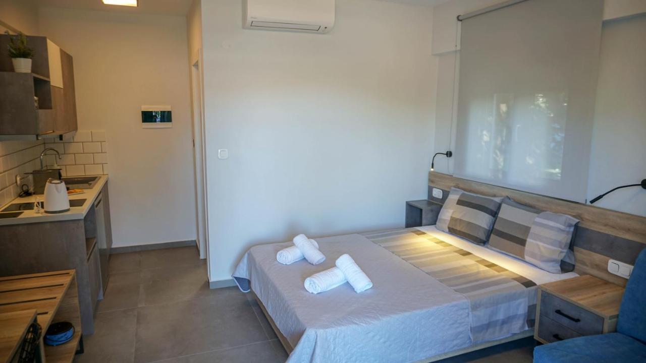 Apartamento Enalia Luxury Living Nikiti  Exterior foto